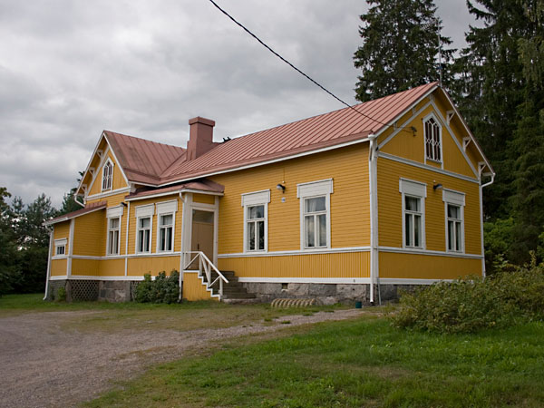 Hyvink&auml;&auml;nkyl&auml;n vanha koulu